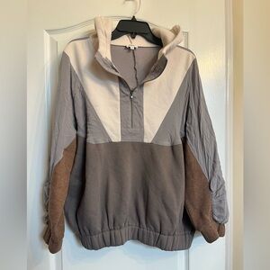 BKE Colorblock Pullover Hoodie in Cream, Gray, Brown